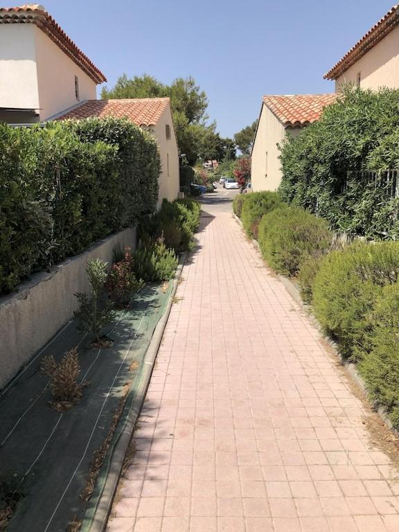Appartement 60M2 - 2 Chambres A Une Minute Des Plages, Parking Prive Sausset-les-Pins Bagian luar foto