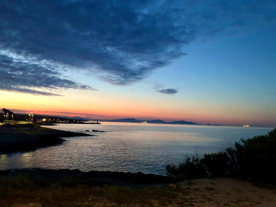 Appartement 60M2 - 2 Chambres A Une Minute Des Plages, Parking Prive Sausset-les-Pins Bagian luar foto