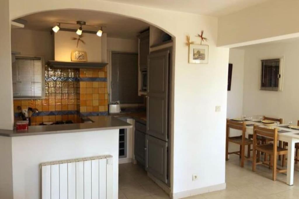 Appartement 60M2 - 2 Chambres A Une Minute Des Plages, Parking Prive Sausset-les-Pins Bagian luar foto