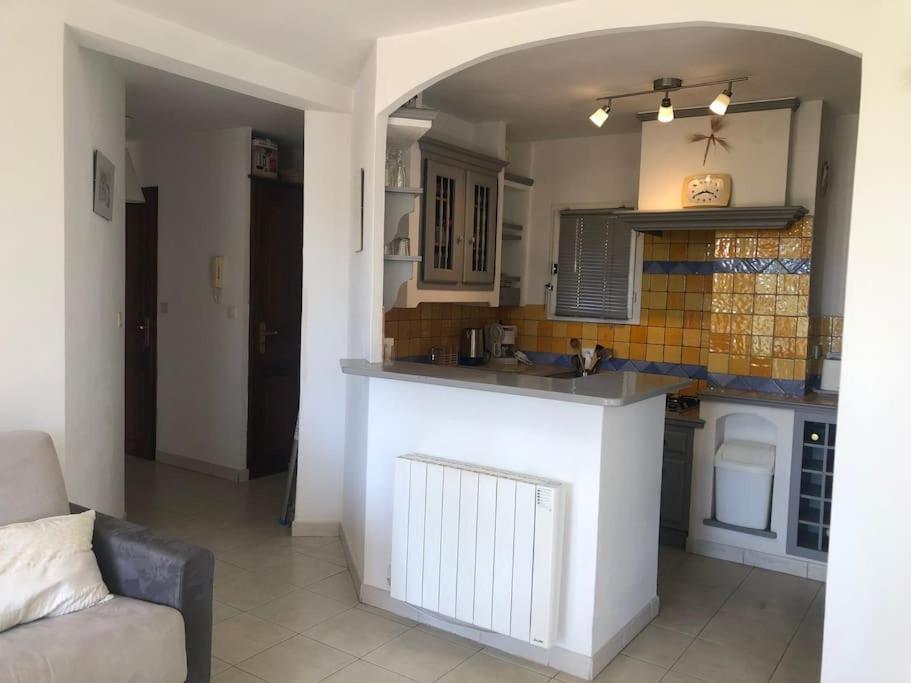 Appartement 60M2 - 2 Chambres A Une Minute Des Plages, Parking Prive Sausset-les-Pins Bagian luar foto