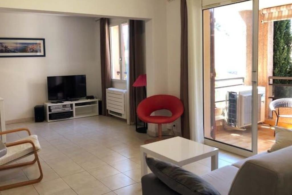 Appartement 60M2 - 2 Chambres A Une Minute Des Plages, Parking Prive Sausset-les-Pins Bagian luar foto